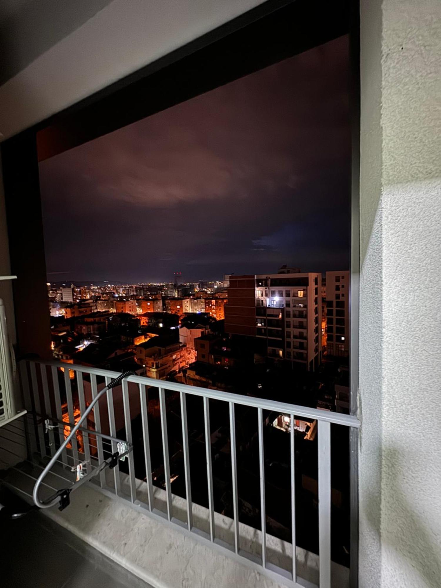 Tirana Centre Lions Gate 2 Apartment Екстериор снимка